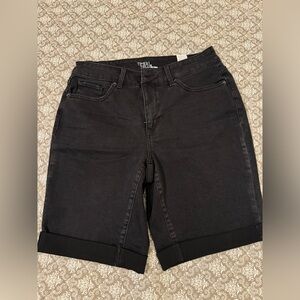 Time and Tru mid-rise size 8